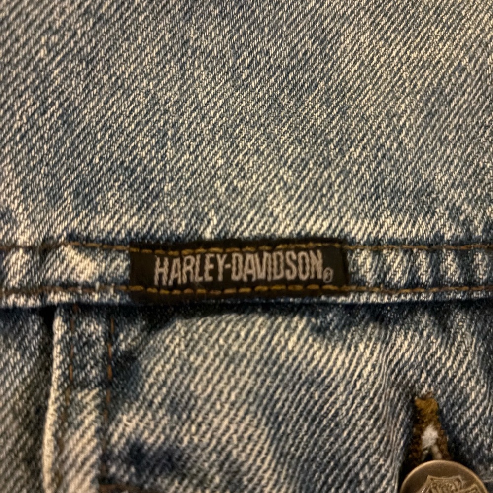 Vintage Harley-Davidson Light Blue Denim Jacket - Picture 8 of 11